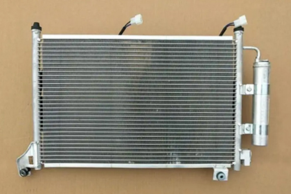 How does the automobile condenser work?